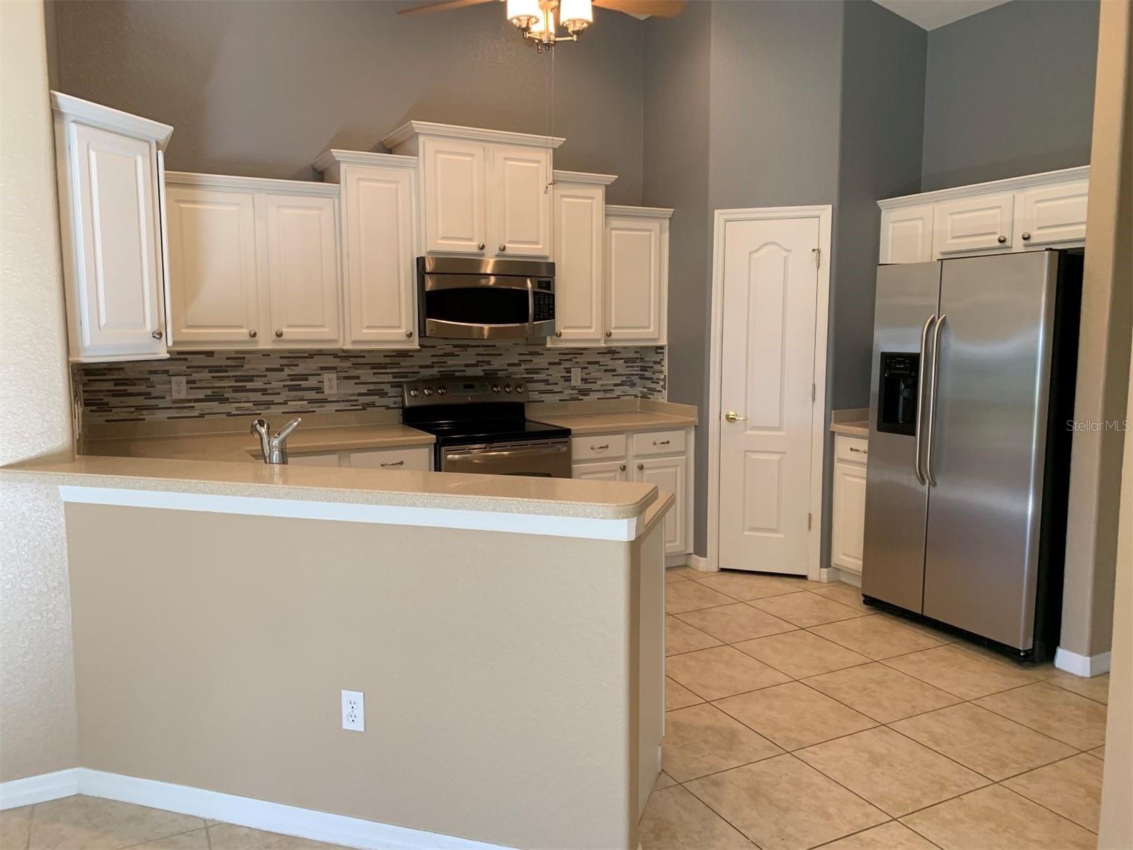 Image 3 of 18 For 5445 Shagbark Court
