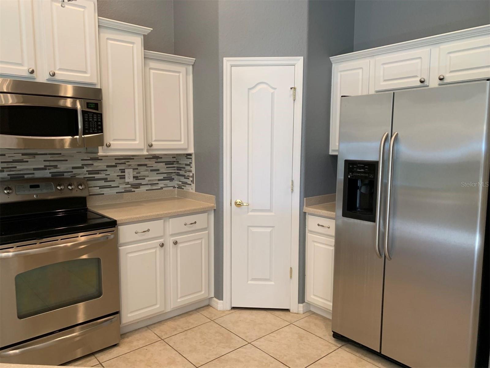 Image 5 of 18 For 5445 Shagbark Court