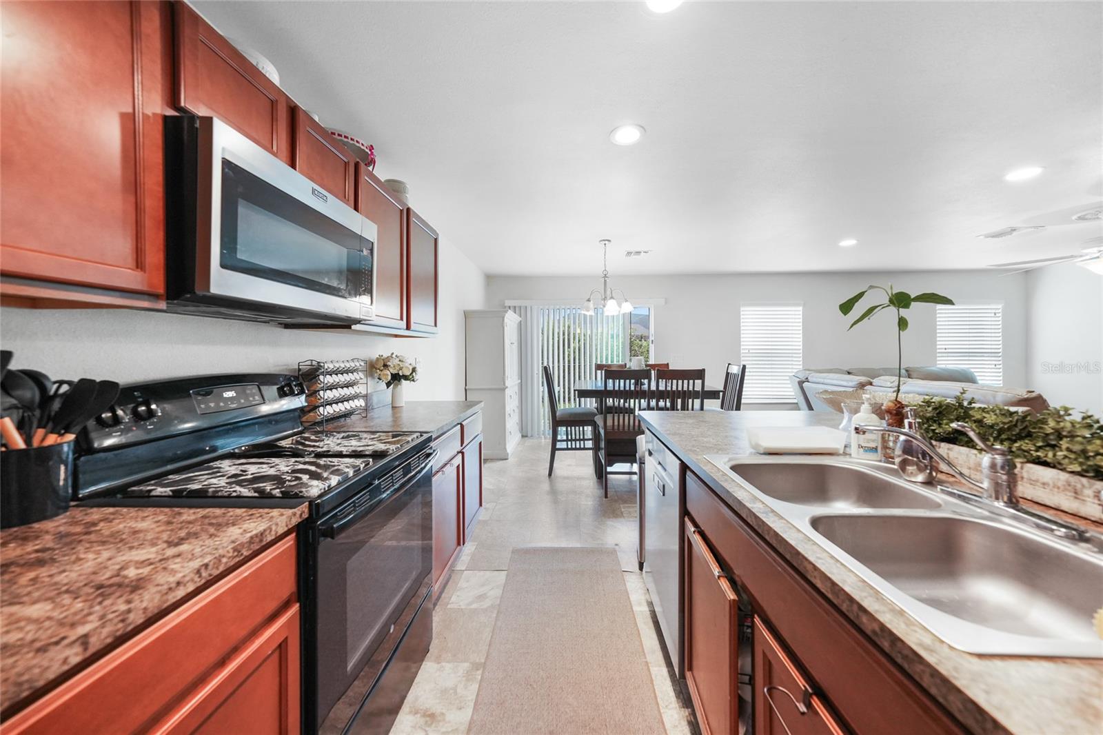 Image 8 of 24 For 26273 Lancer Lane