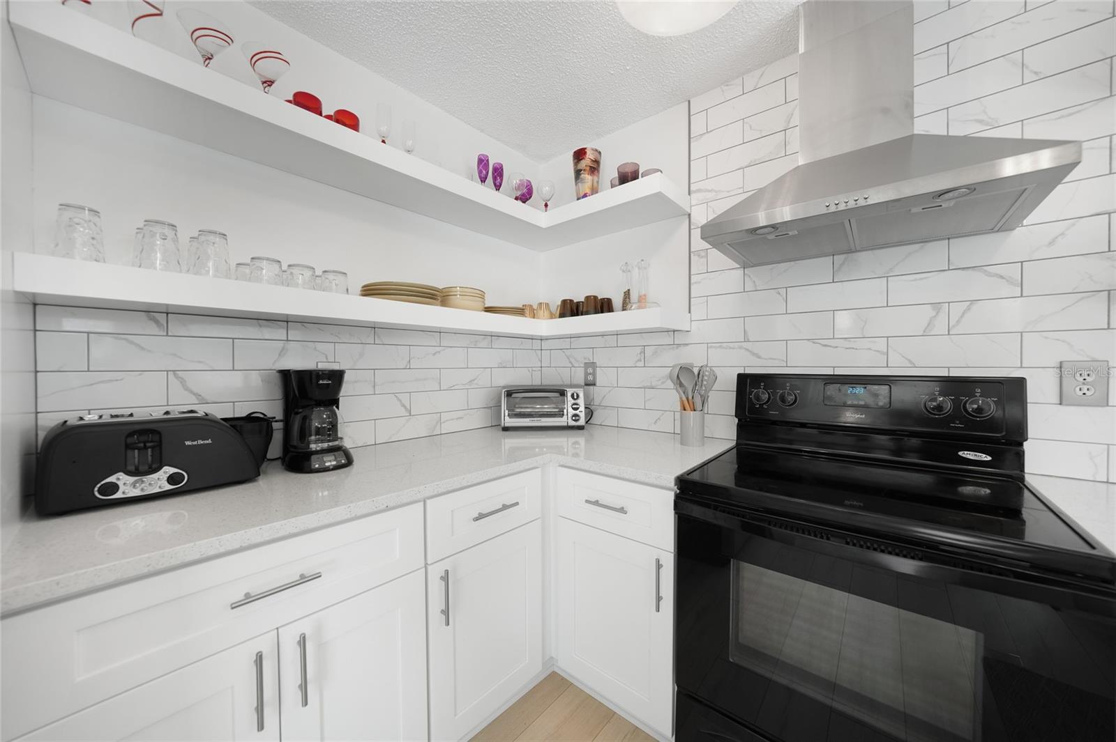 Image 13 of 31 For 22307 Alcorn Avenue