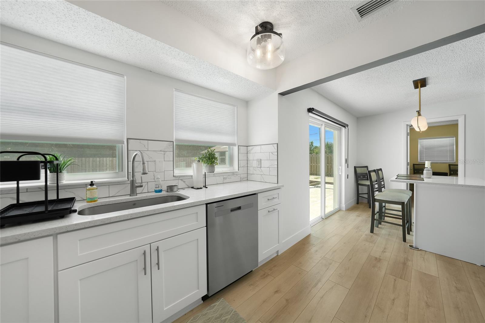 Image 14 of 31 For 22307 Alcorn Avenue