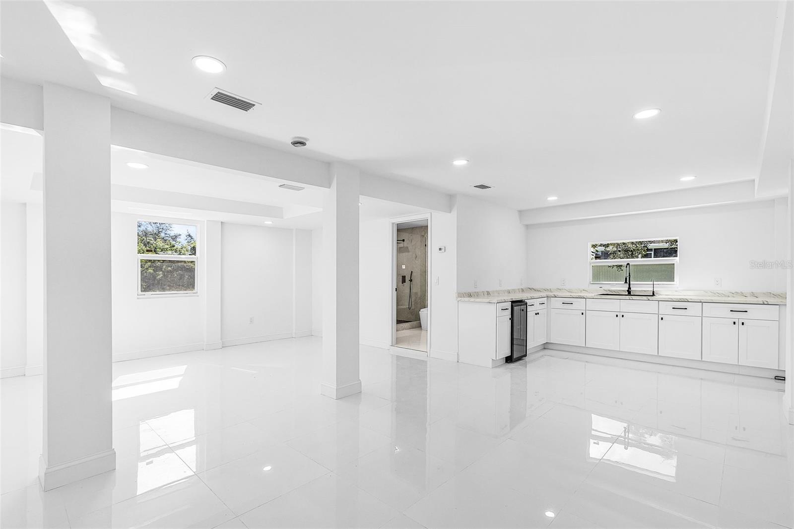 Image 10 of 36 For 2901 10th Street Sw