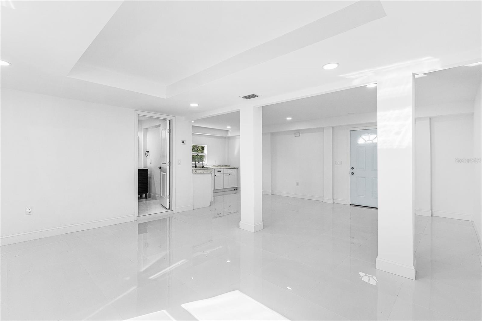 Image 32 of 36 For 2901 10th Street Sw