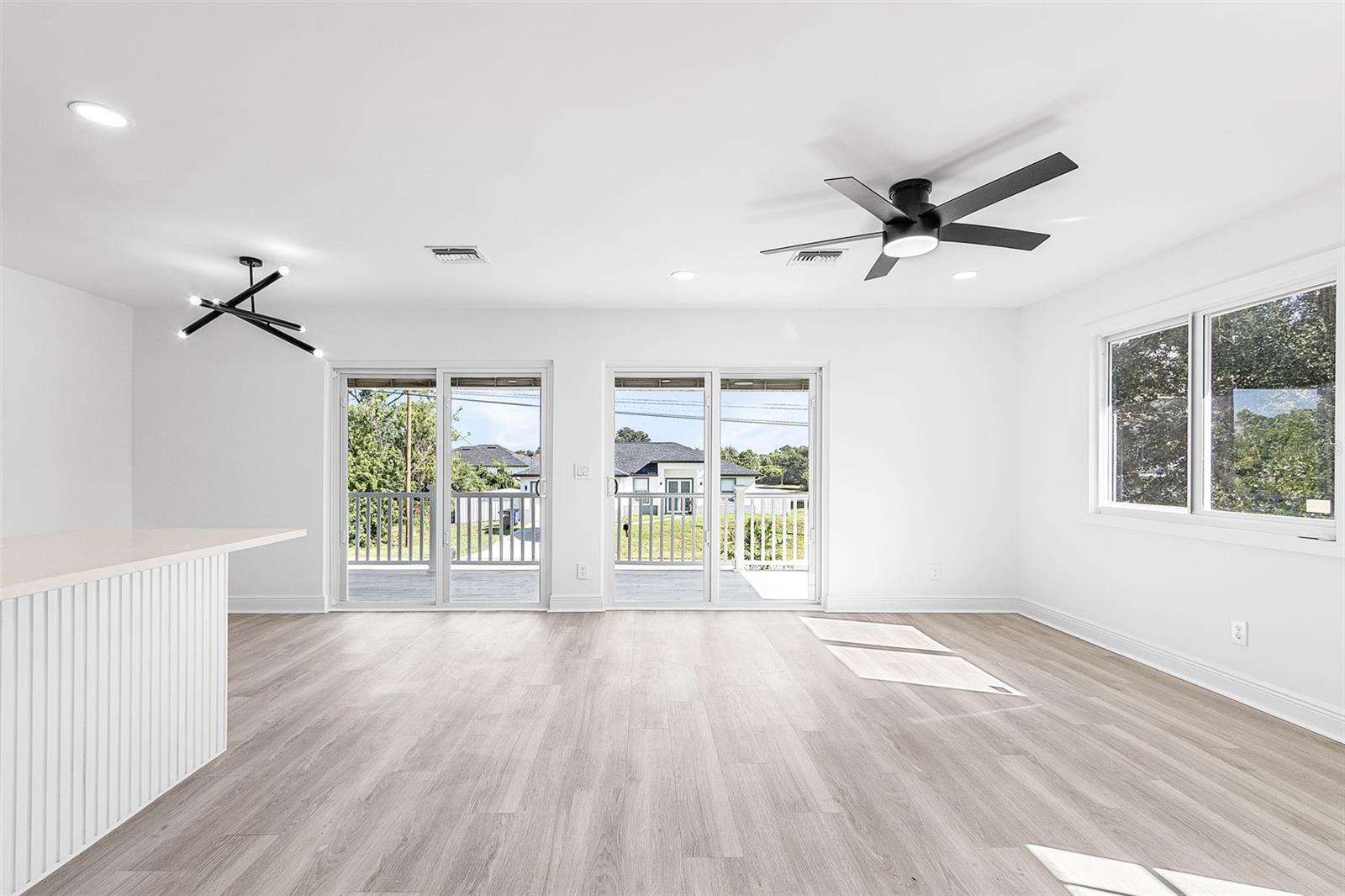 Image 9 of 36 For 2901 10th Street Sw