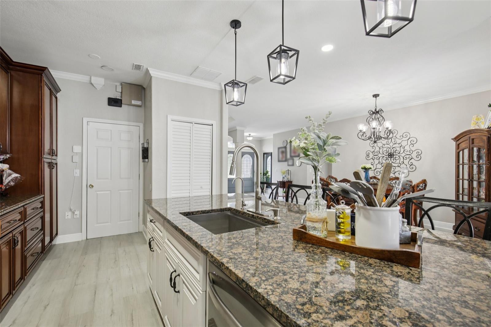Image 11 of 47 For 4455 Price Boulevard