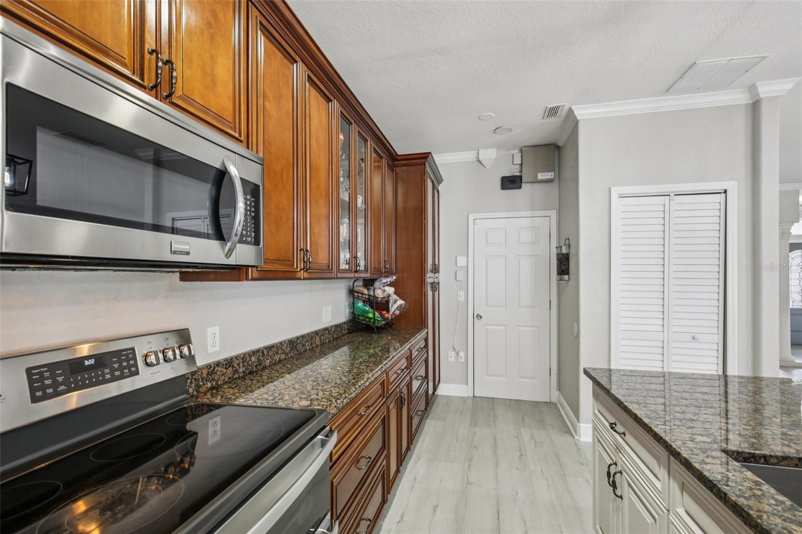 Image 14 of 47 For 4455 Price Boulevard