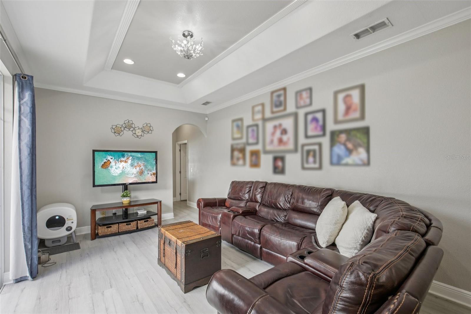 Image 18 of 47 For 4455 Price Boulevard