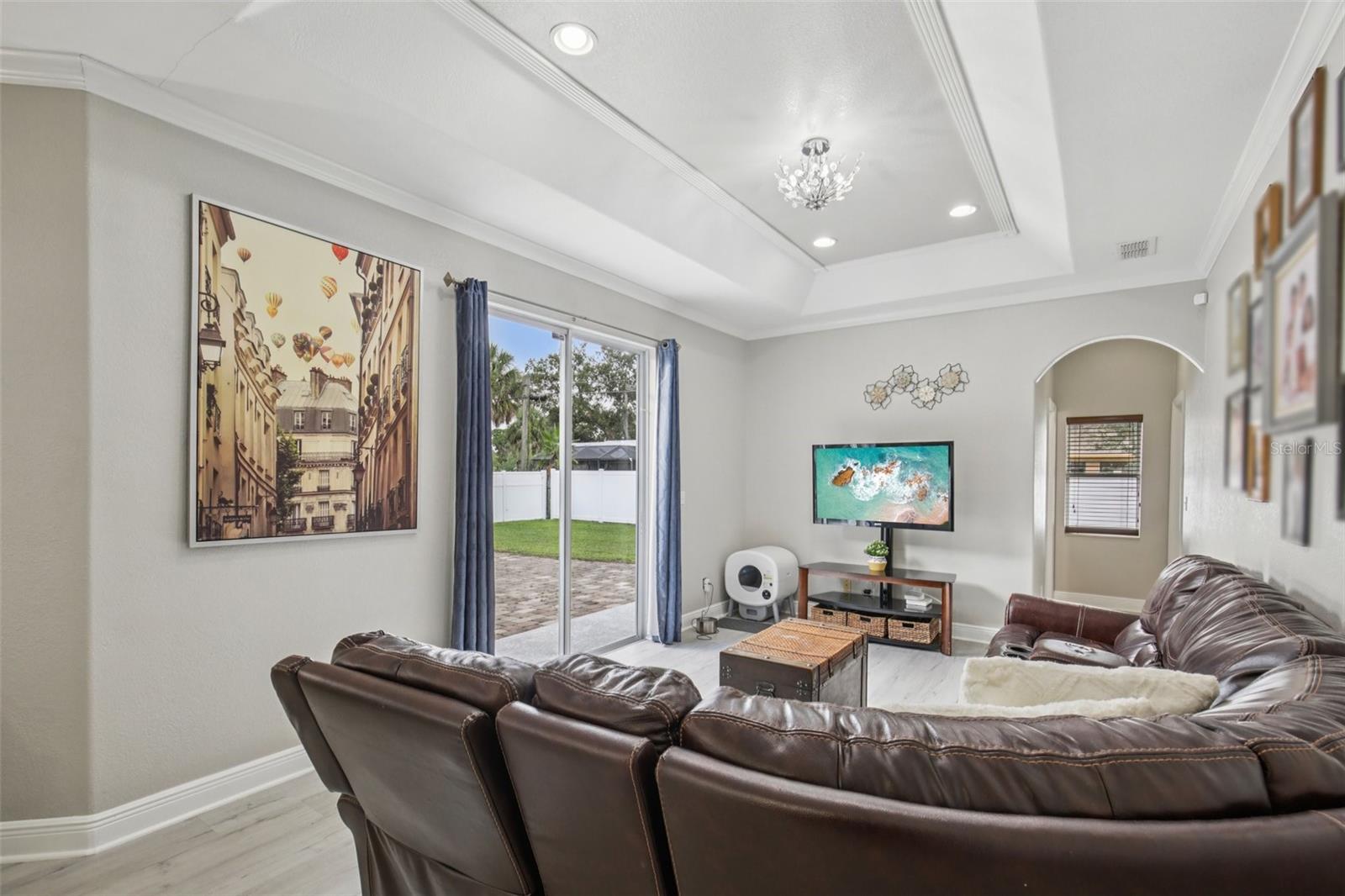Image 19 of 47 For 4455 Price Boulevard