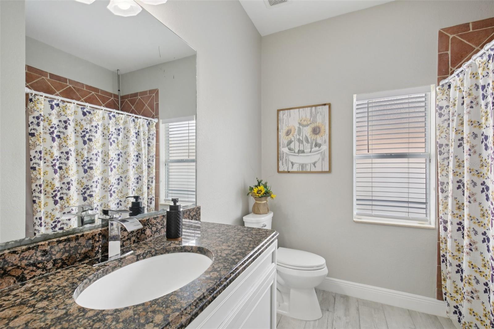 Image 21 of 47 For 4455 Price Boulevard
