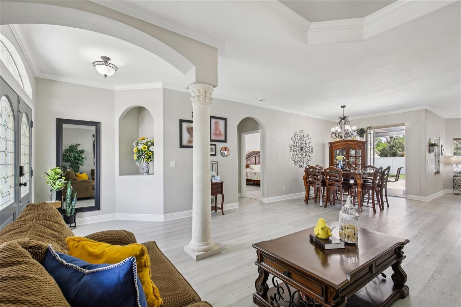 Image 5 of 47 For 4455 Price Boulevard