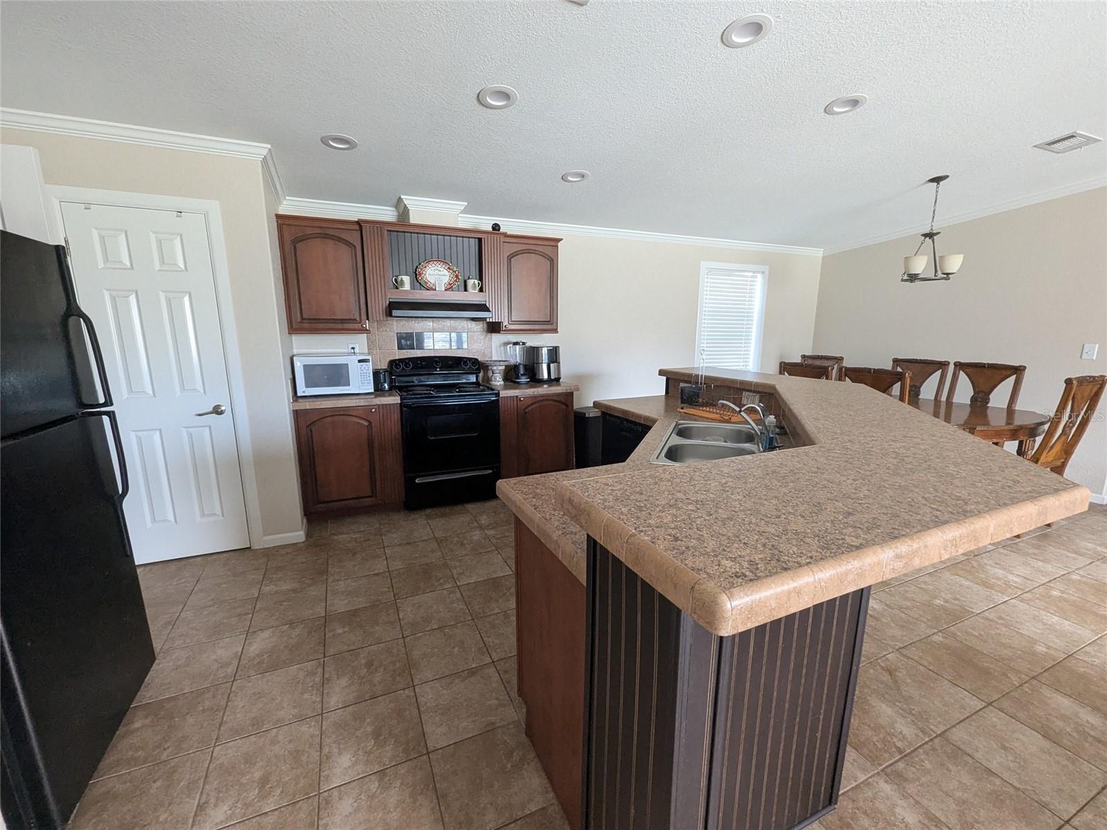 Image 20 of 50 For 1291 Hansel Avenue