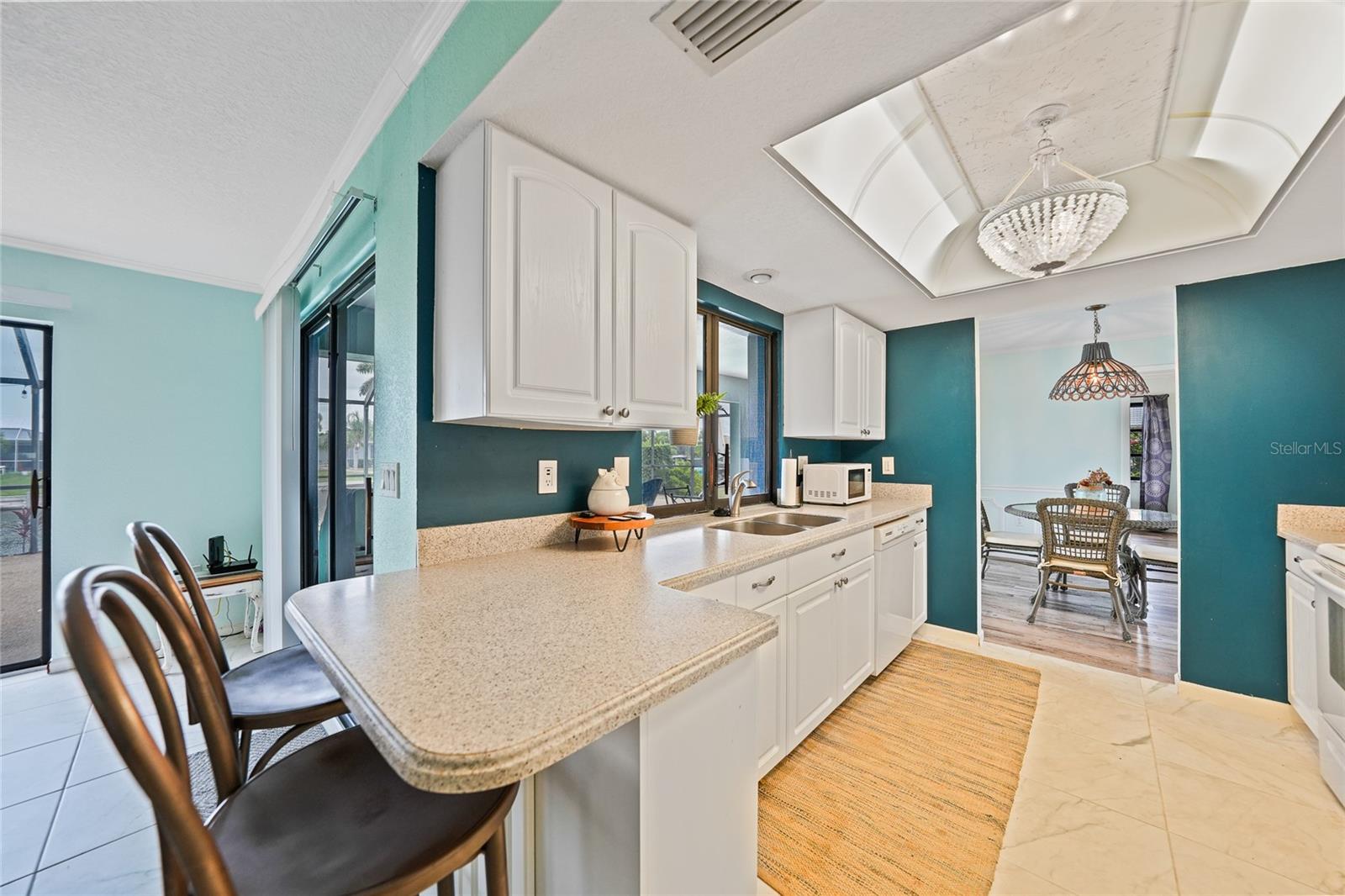 Image 12 of 49 For 820 Santa Margerita Lane