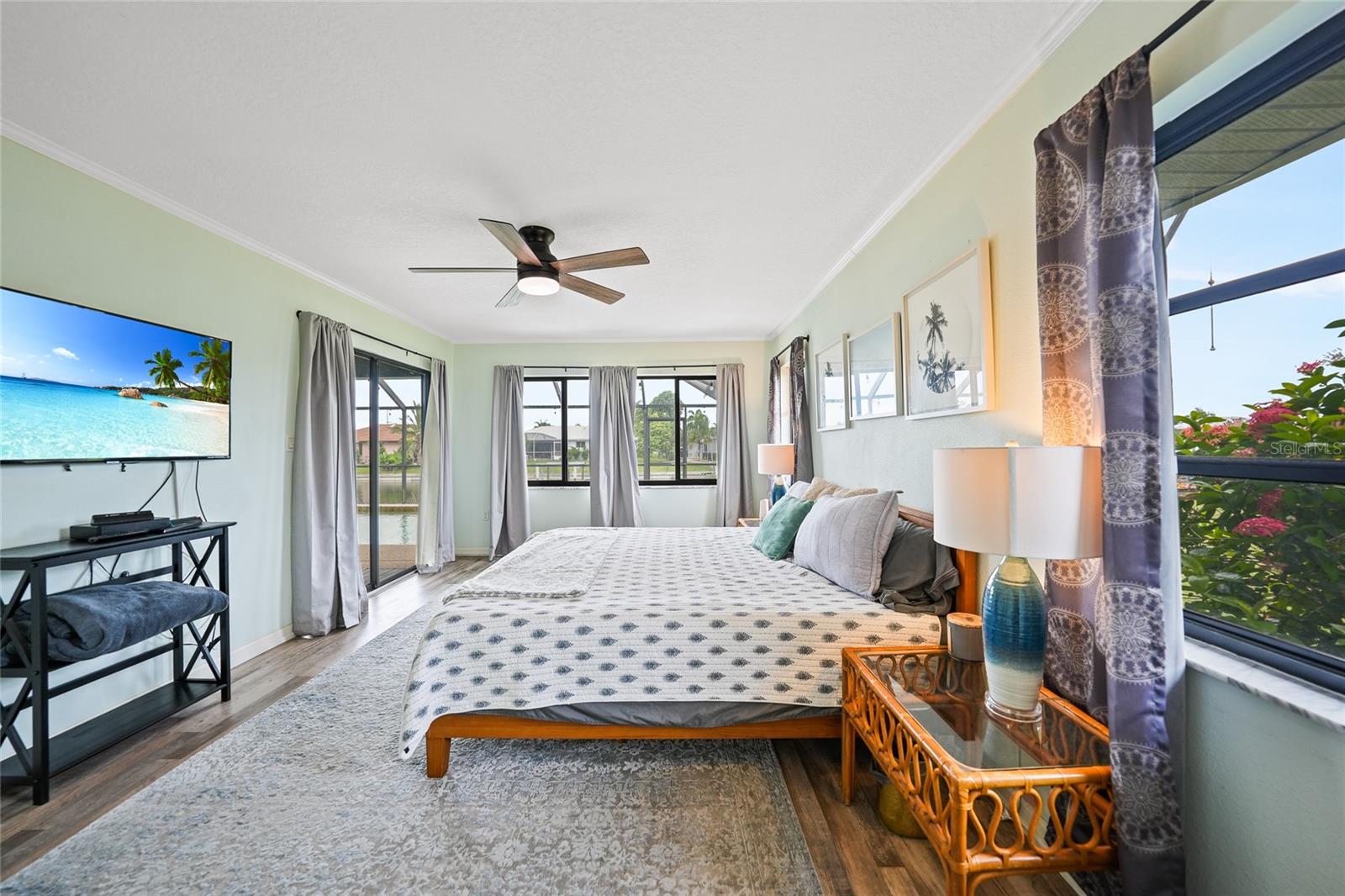 Image 18 of 49 For 820 Santa Margerita Lane