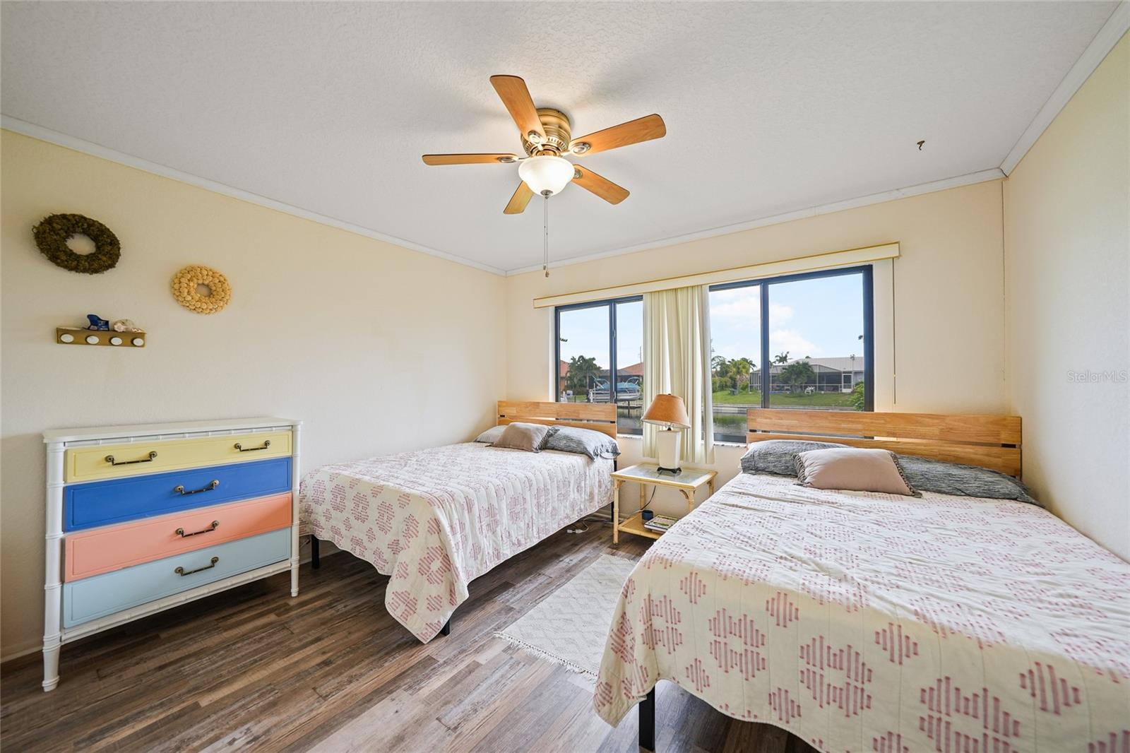 Image 23 of 49 For 820 Santa Margerita Lane