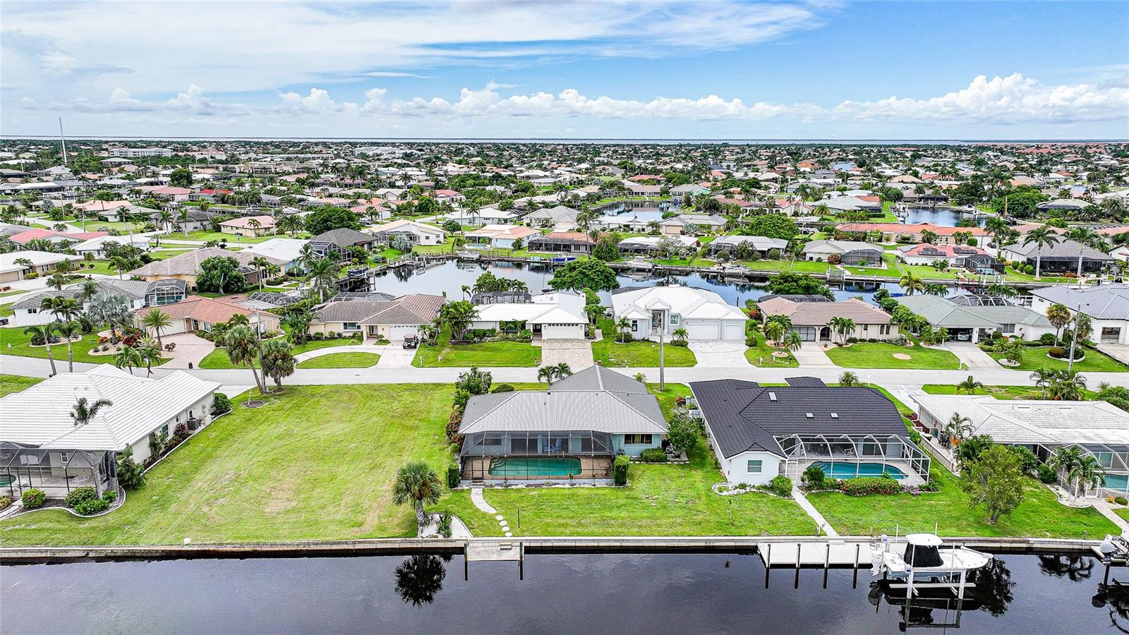 Image 36 of 49 For 820 Santa Margerita Lane