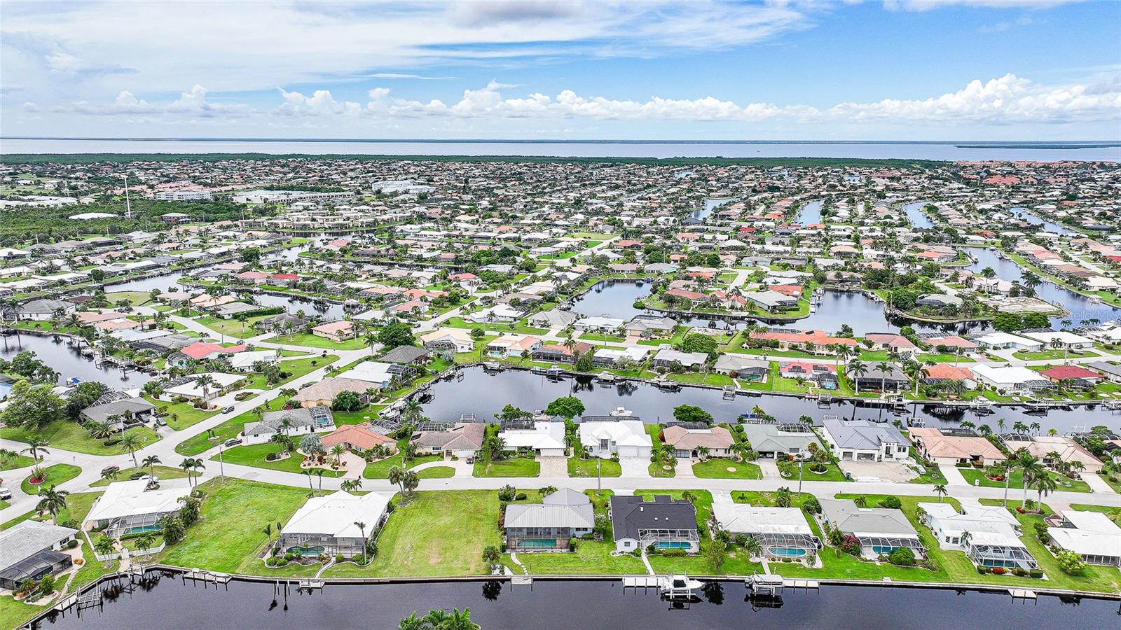 Image 38 of 49 For 820 Santa Margerita Lane