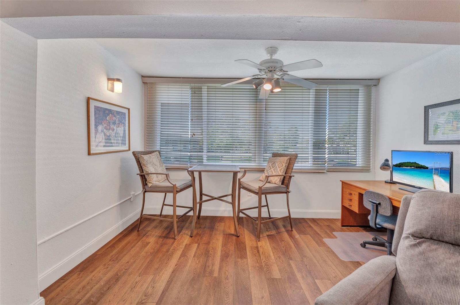 Image 15 of 47 For 21287 Gertrude Avenue 211