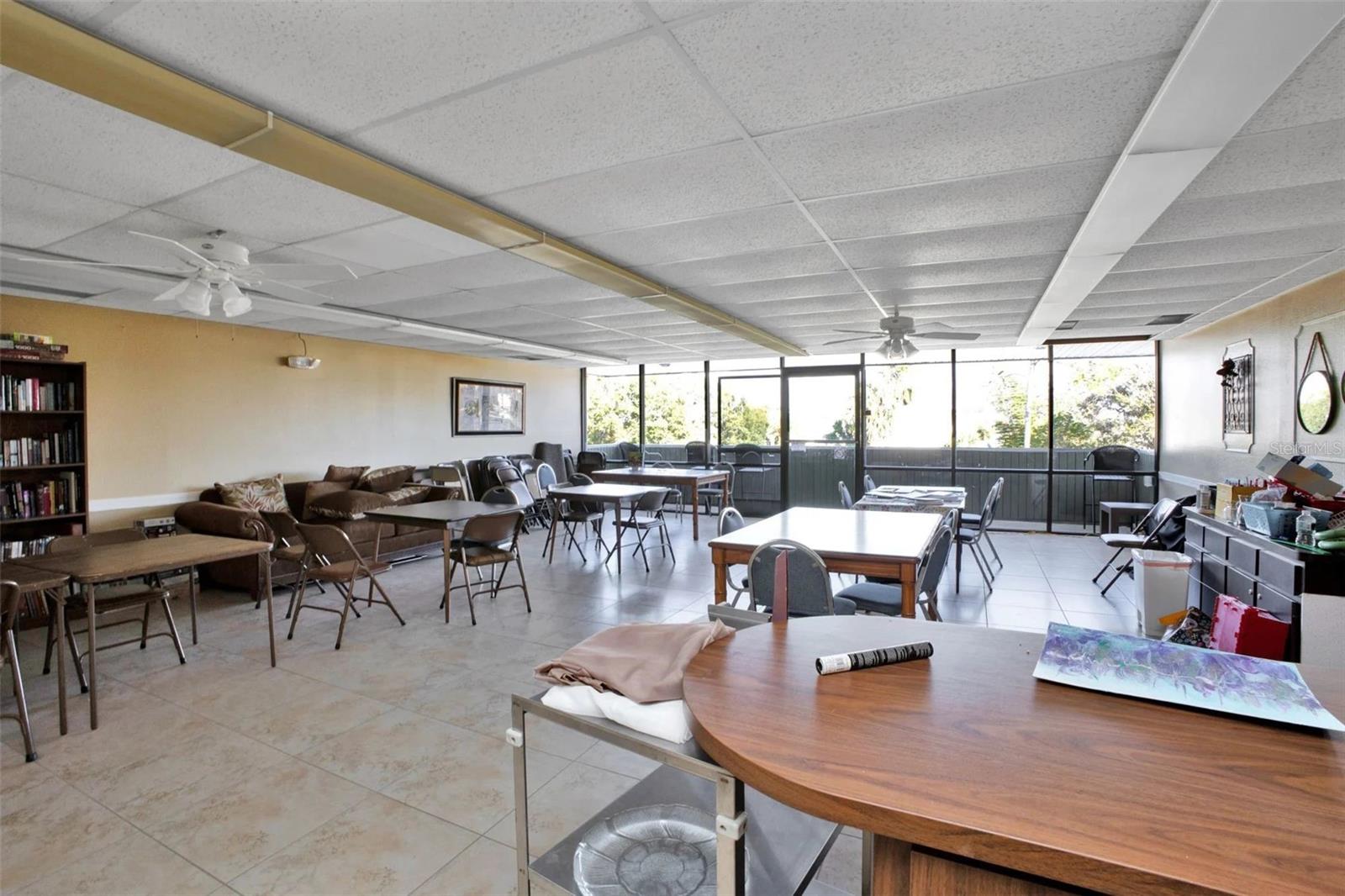 Image 36 of 47 For 21287 Gertrude Avenue 211