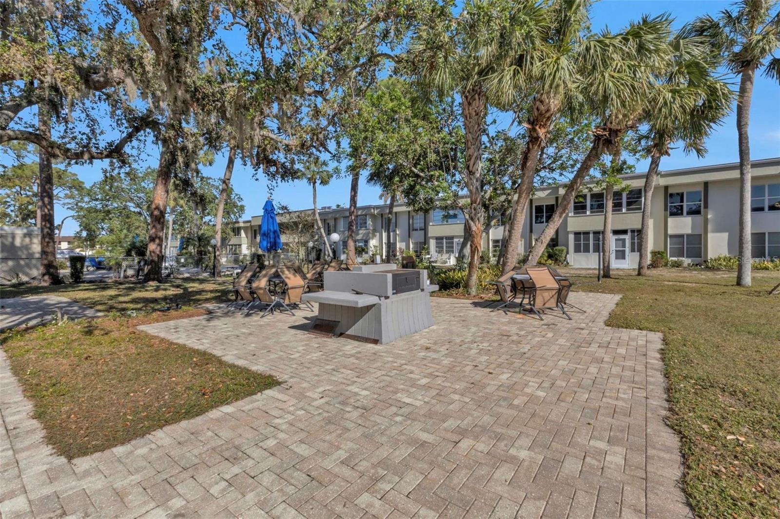 Image 39 of 47 For 21287 Gertrude Avenue 211
