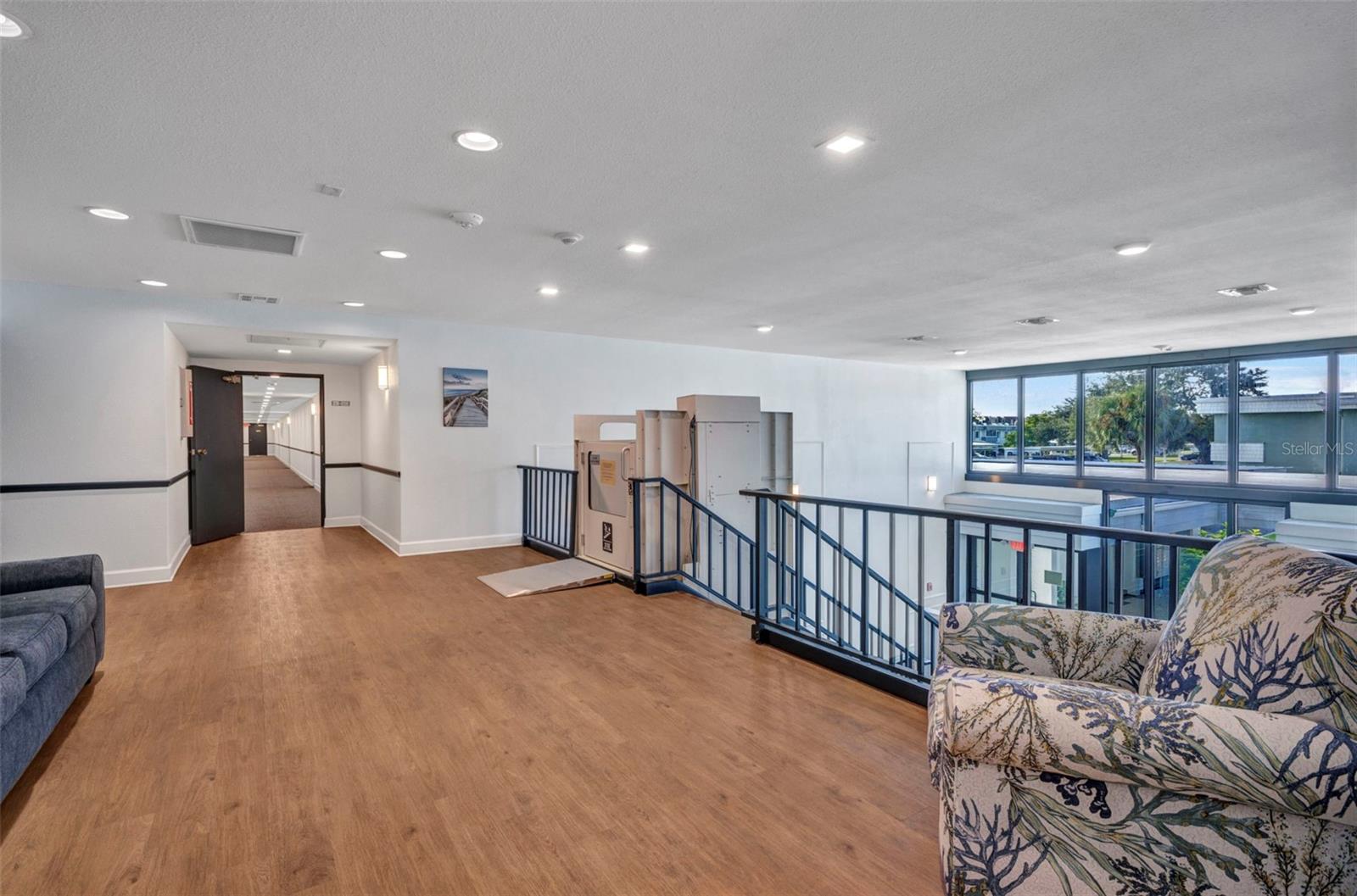 Image 6 of 47 For 21287 Gertrude Avenue 211
