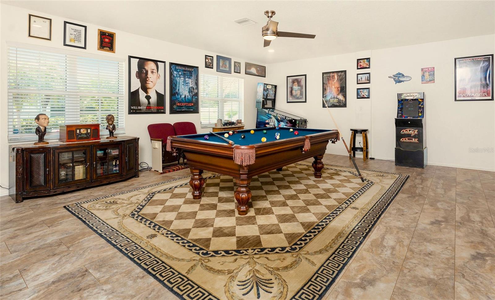 Image 21 of 69 For 23288 Peachland Boulevard