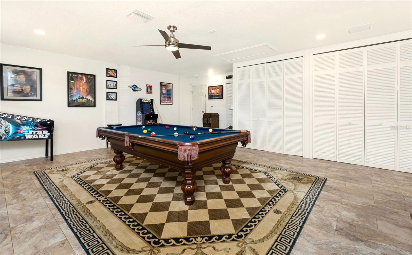 Image 22 of 69 For 23288 Peachland Boulevard