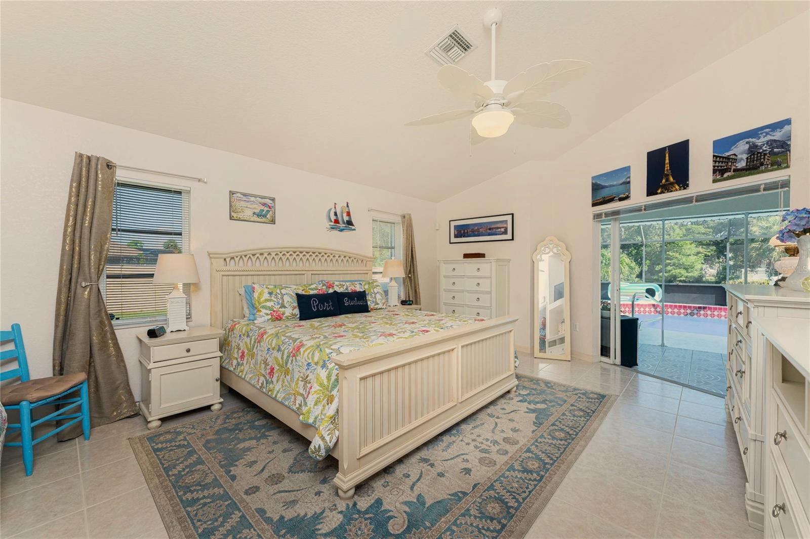 Image 30 of 69 For 23288 Peachland Boulevard
