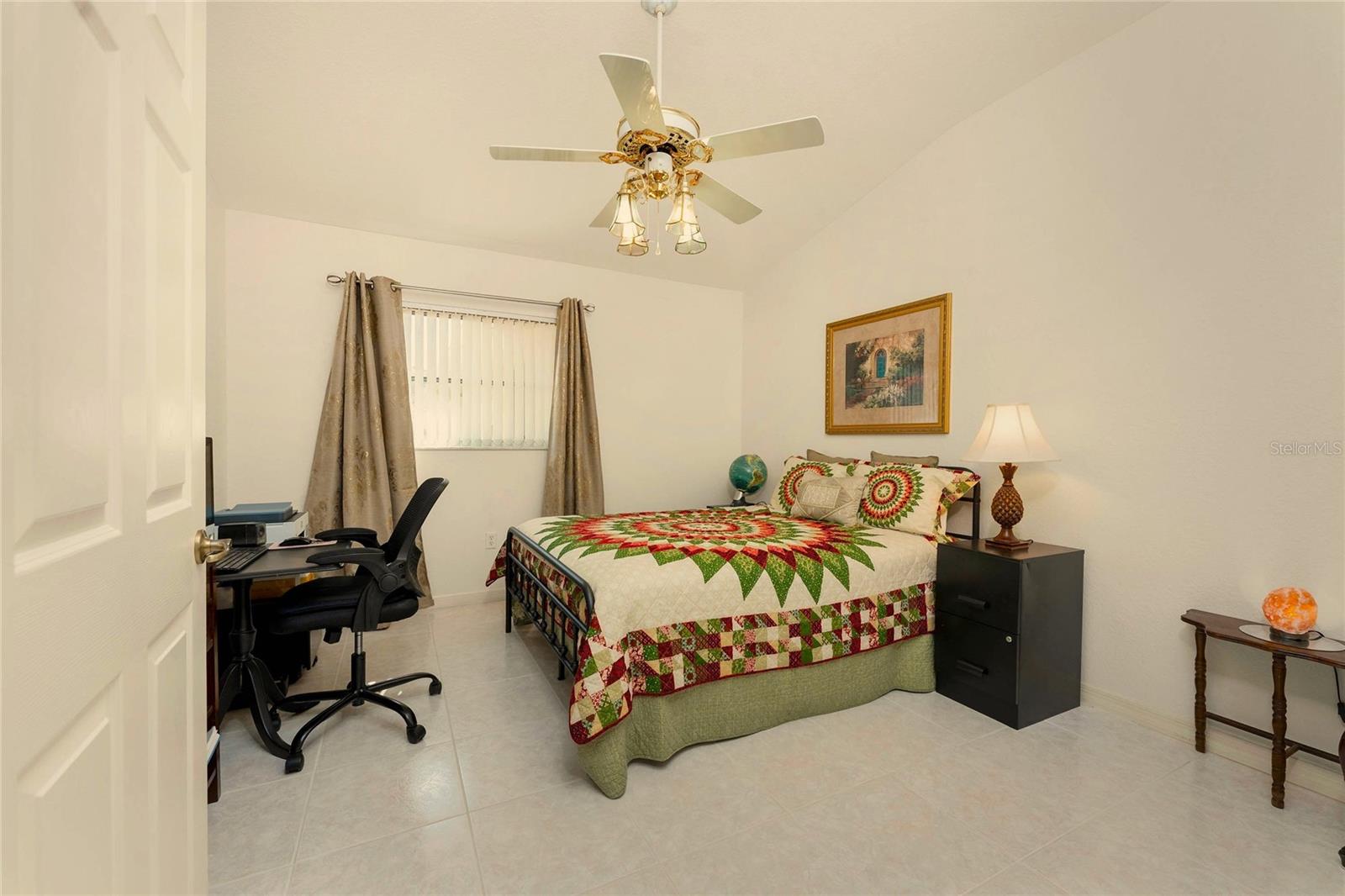 Image 38 of 69 For 23288 Peachland Boulevard
