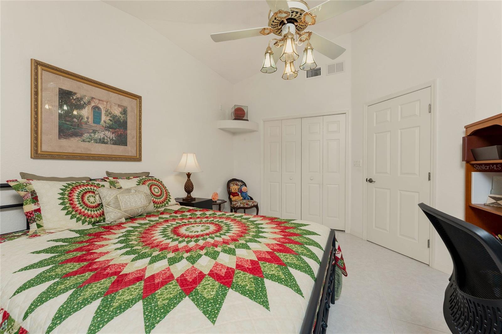 Image 39 of 69 For 23288 Peachland Boulevard