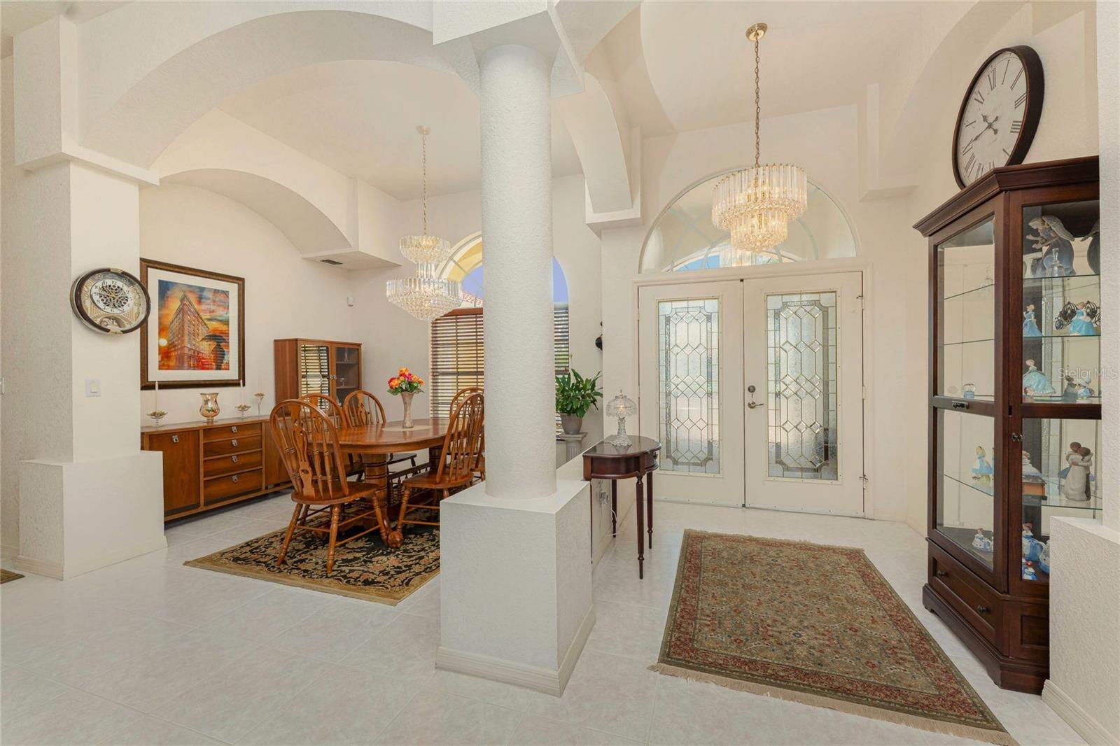 Image 9 of 69 For 23288 Peachland Boulevard