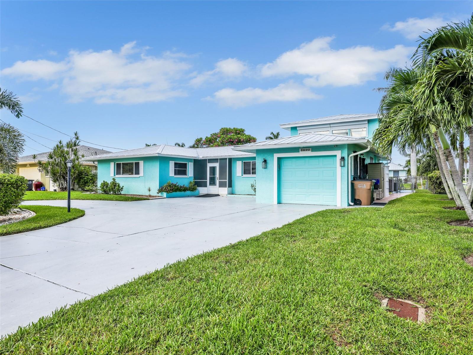 Image 6 of 36 For 5622 Deauville Court