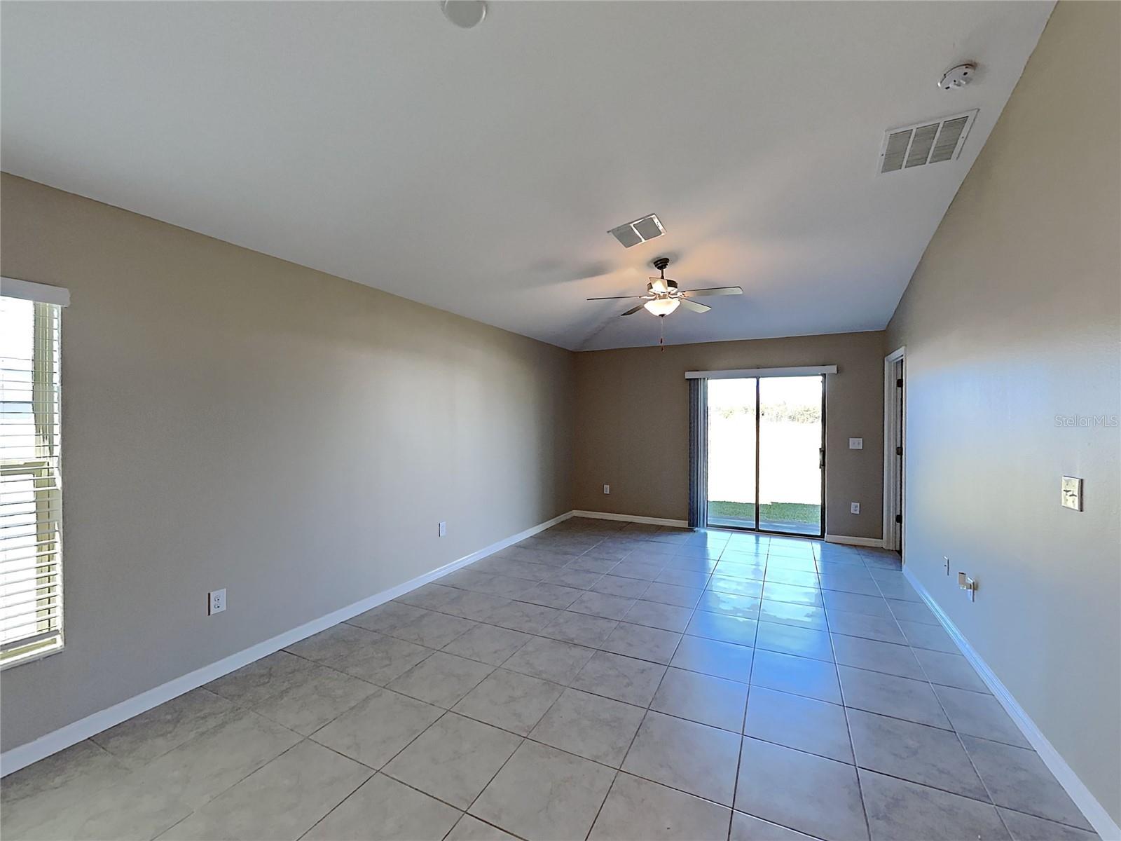 Listing photo id 1 for 14715 Scottburgh Glen Drive