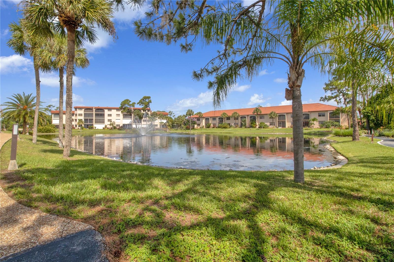 Image 56 of 79 For 23465 Harborview Road 225