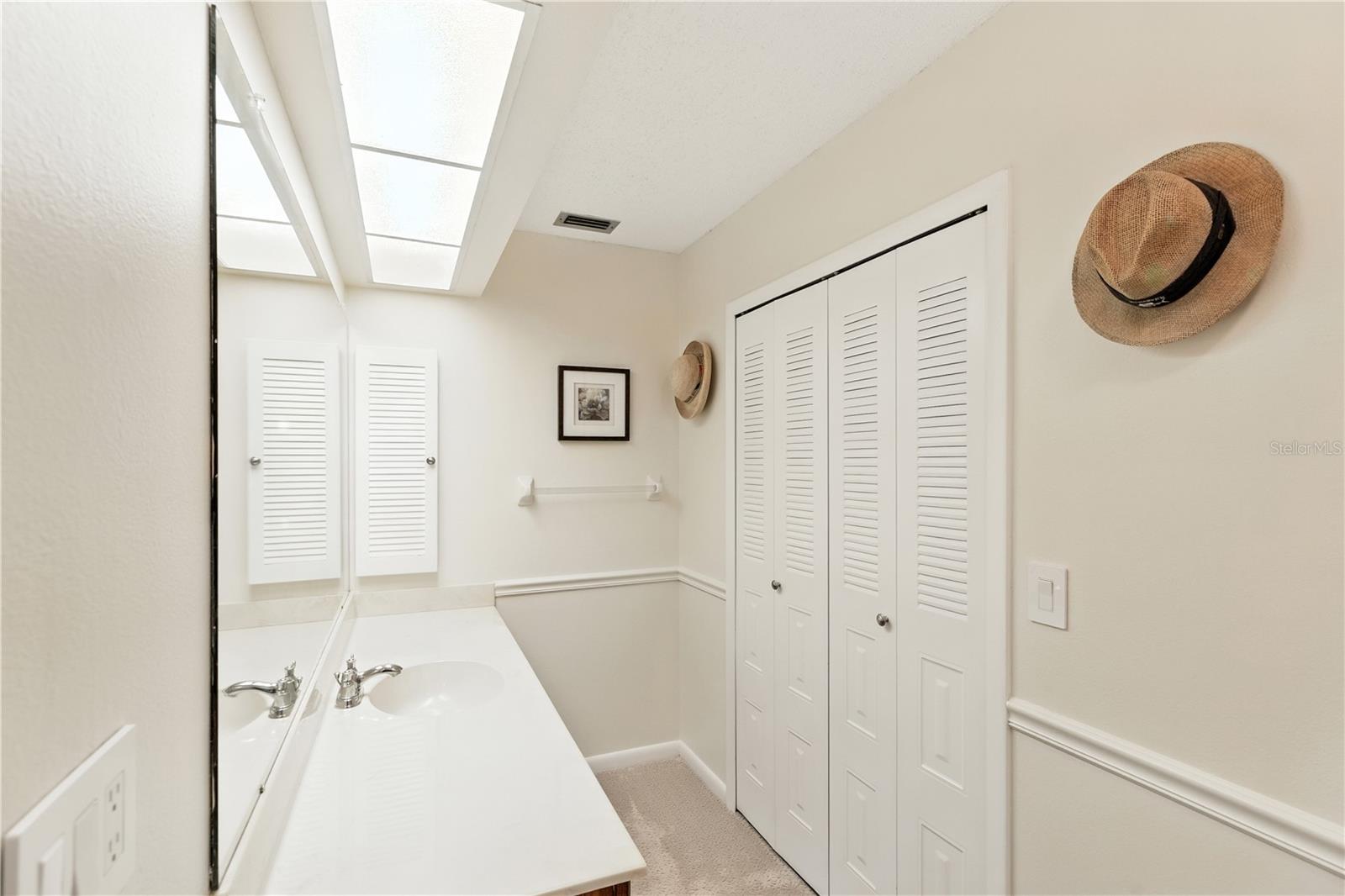 Image 18 of 43 For 1267 Hazeltine Drive