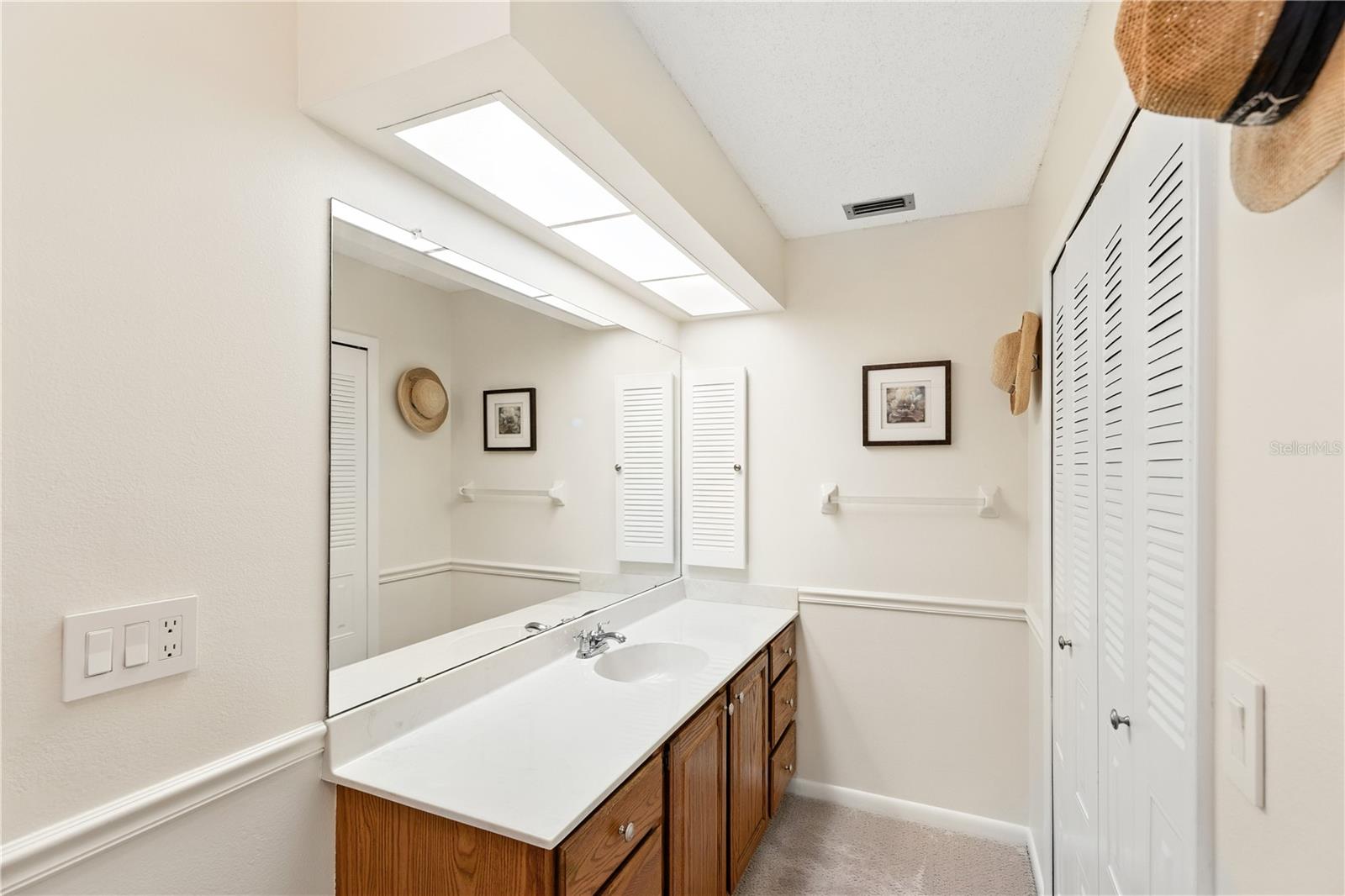 Image 20 of 43 For 1267 Hazeltine Drive
