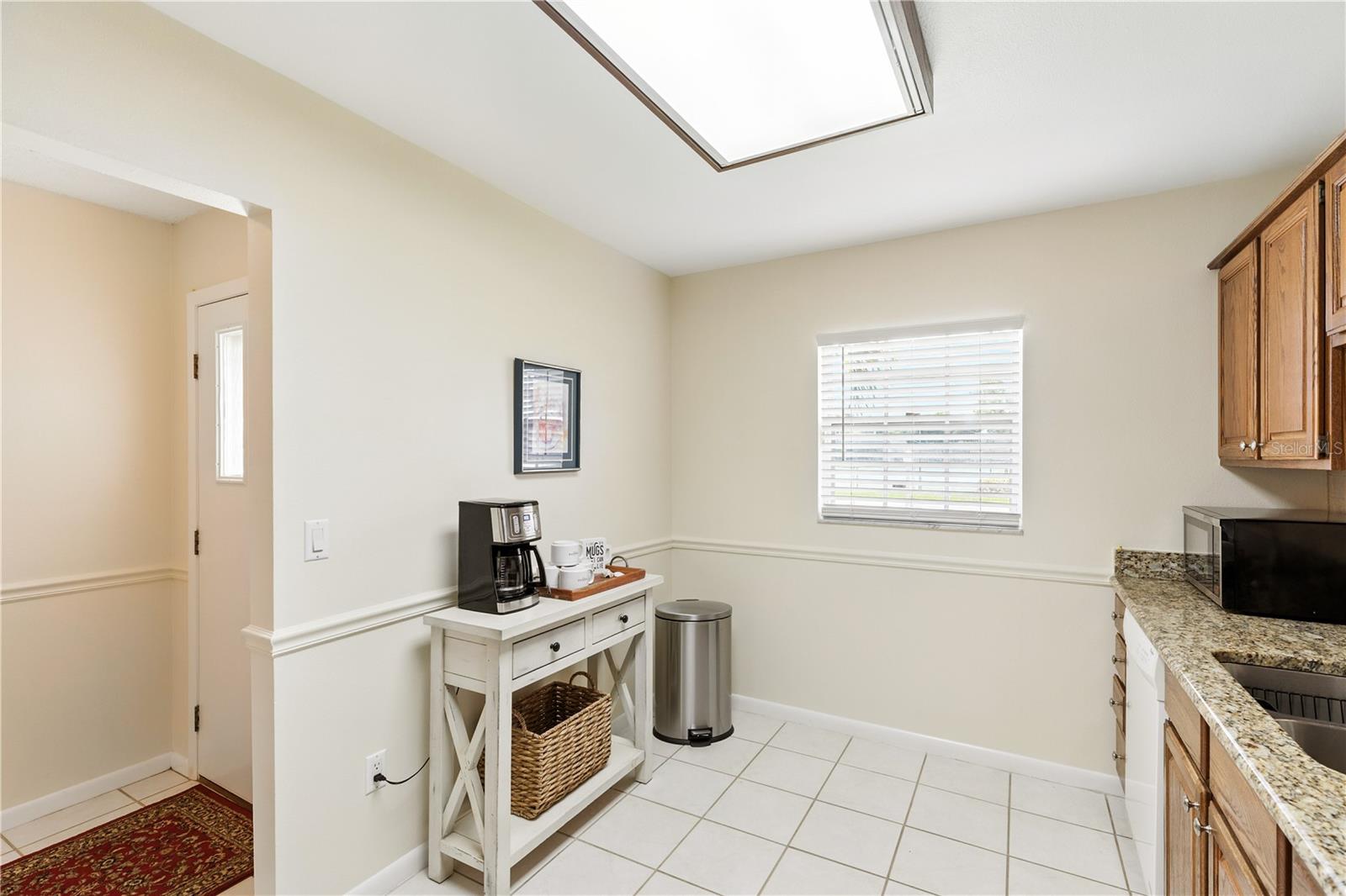 Image 5 of 43 For 1267 Hazeltine Drive