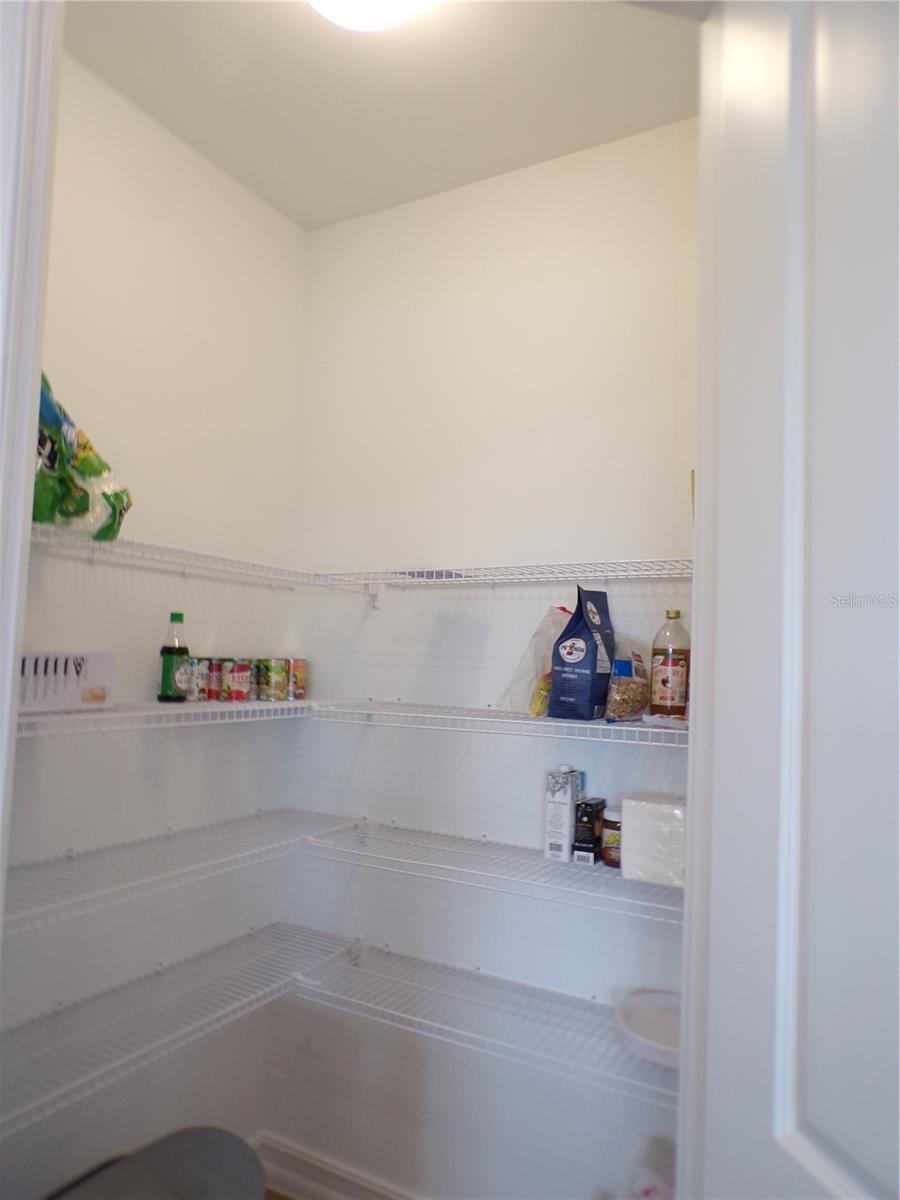 Image 33 of 47 For 16048 Crofton Springs Way