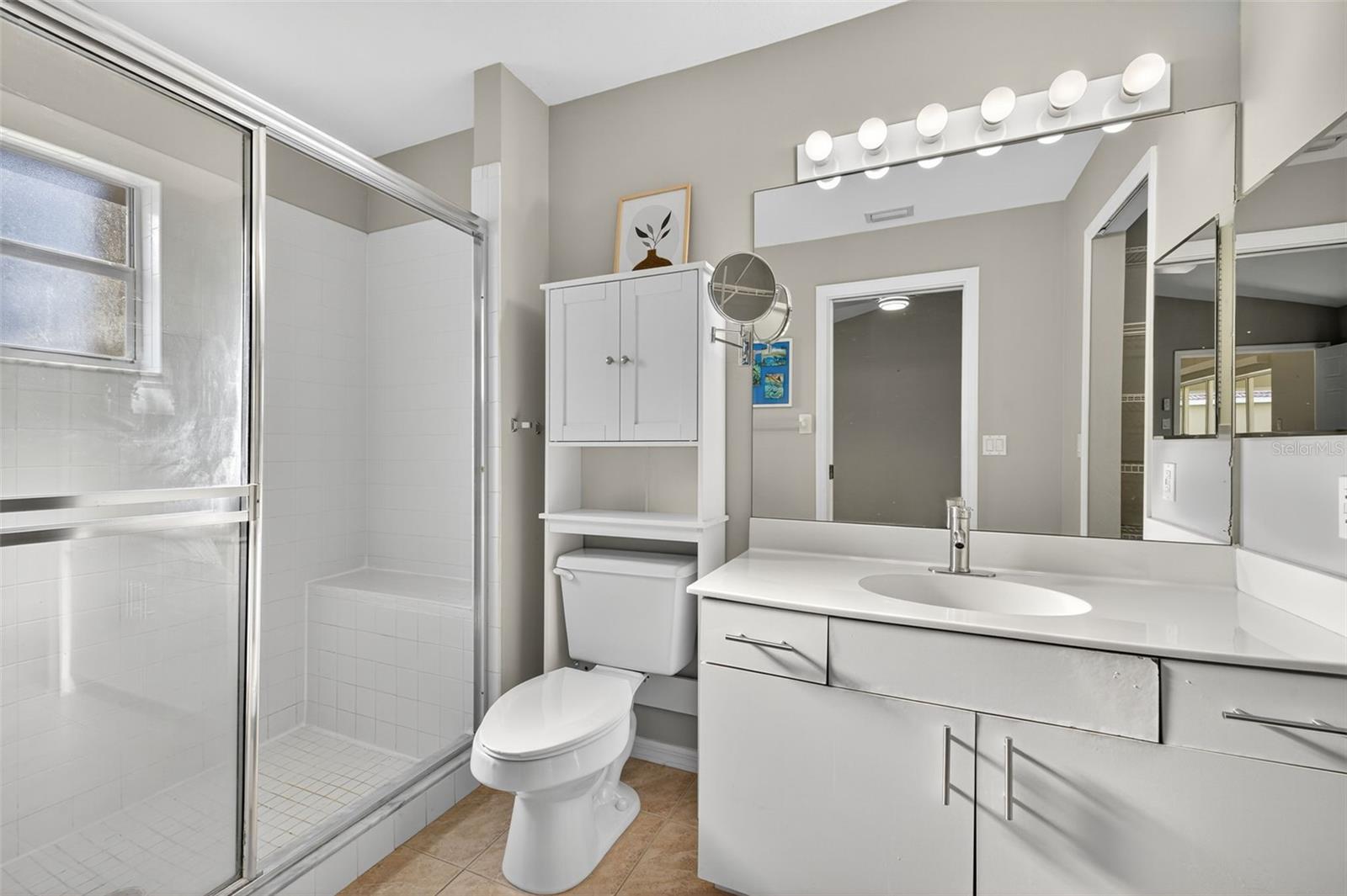 Image 14 of 19 For 17526 Lockhart Court