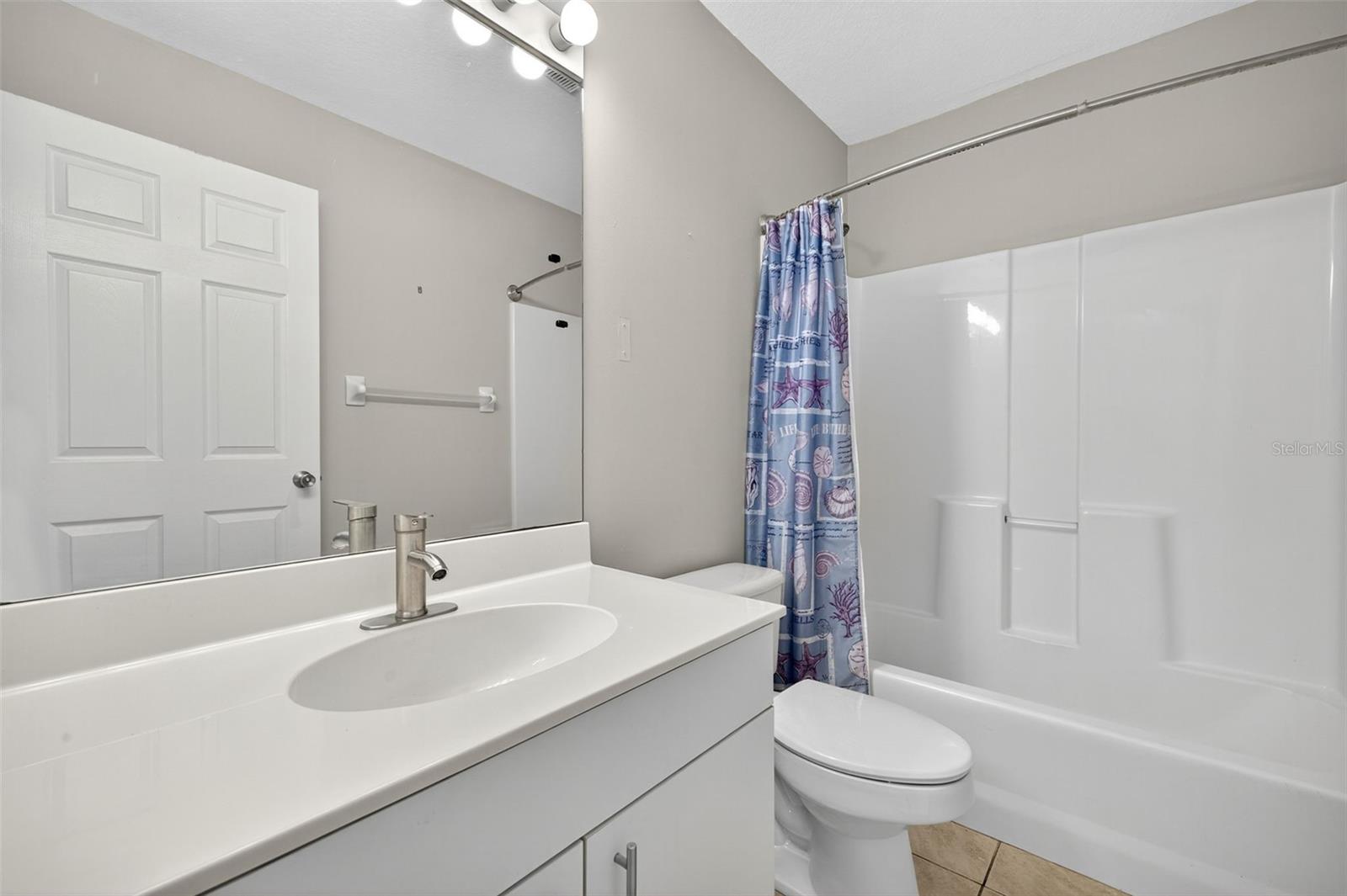 Image 16 of 19 For 17526 Lockhart Court