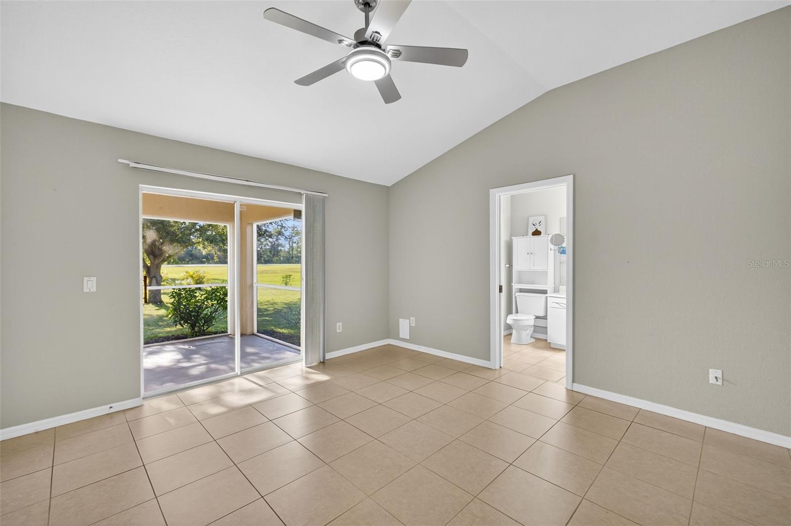 Image 8 of 19 For 17526 Lockhart Court