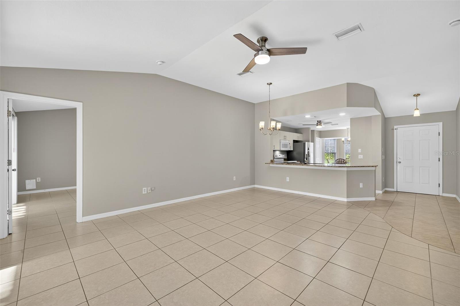 Image 9 of 19 For 17526 Lockhart Court