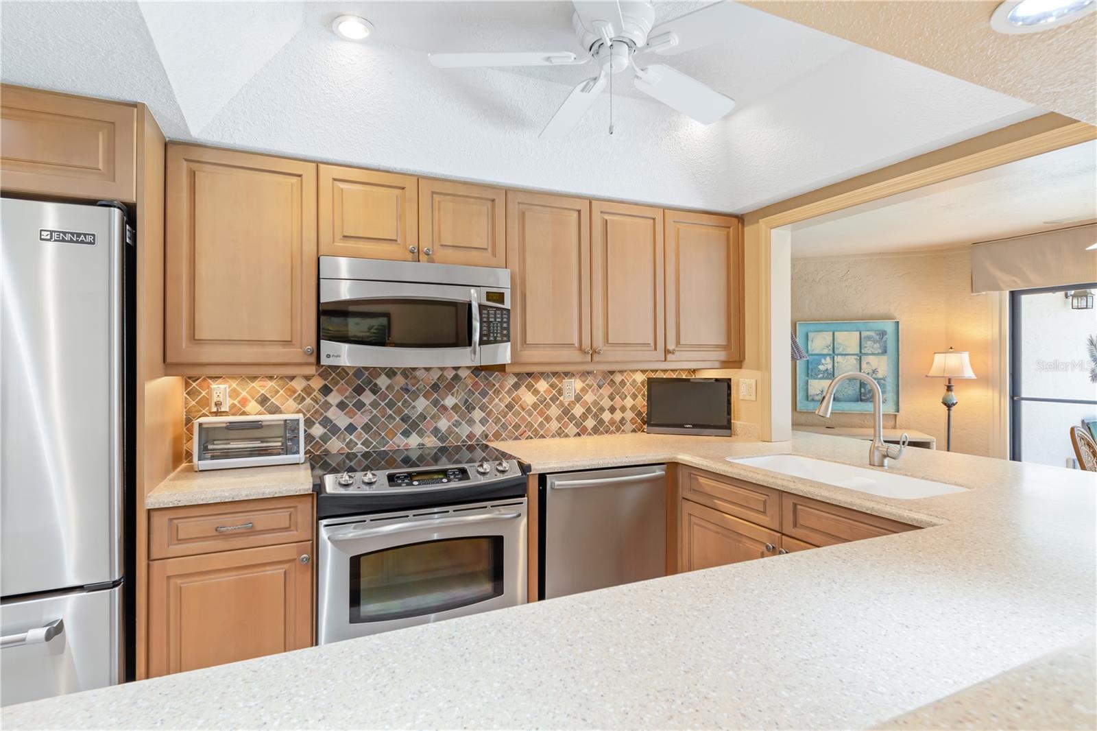Image 11 of 32 For 5025 San Rocco Court