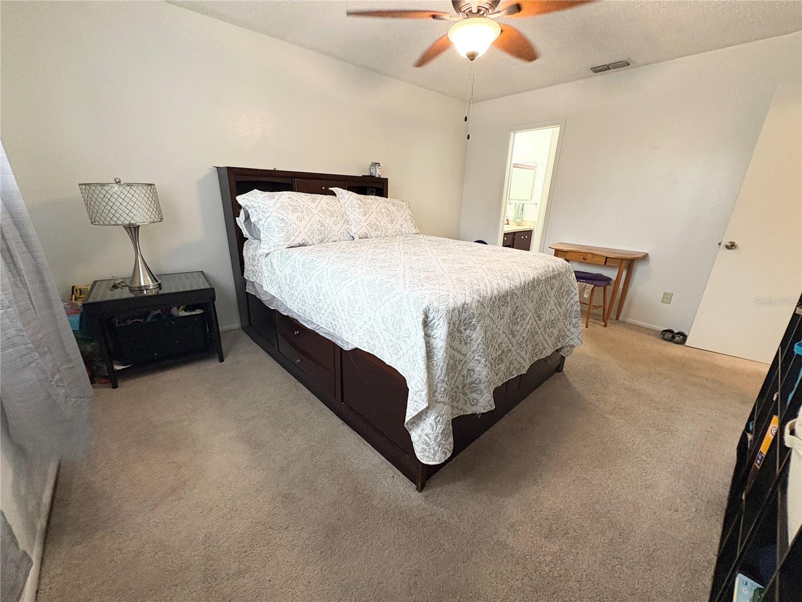Image 11 of 33 For 5755 Foxlake Drive H