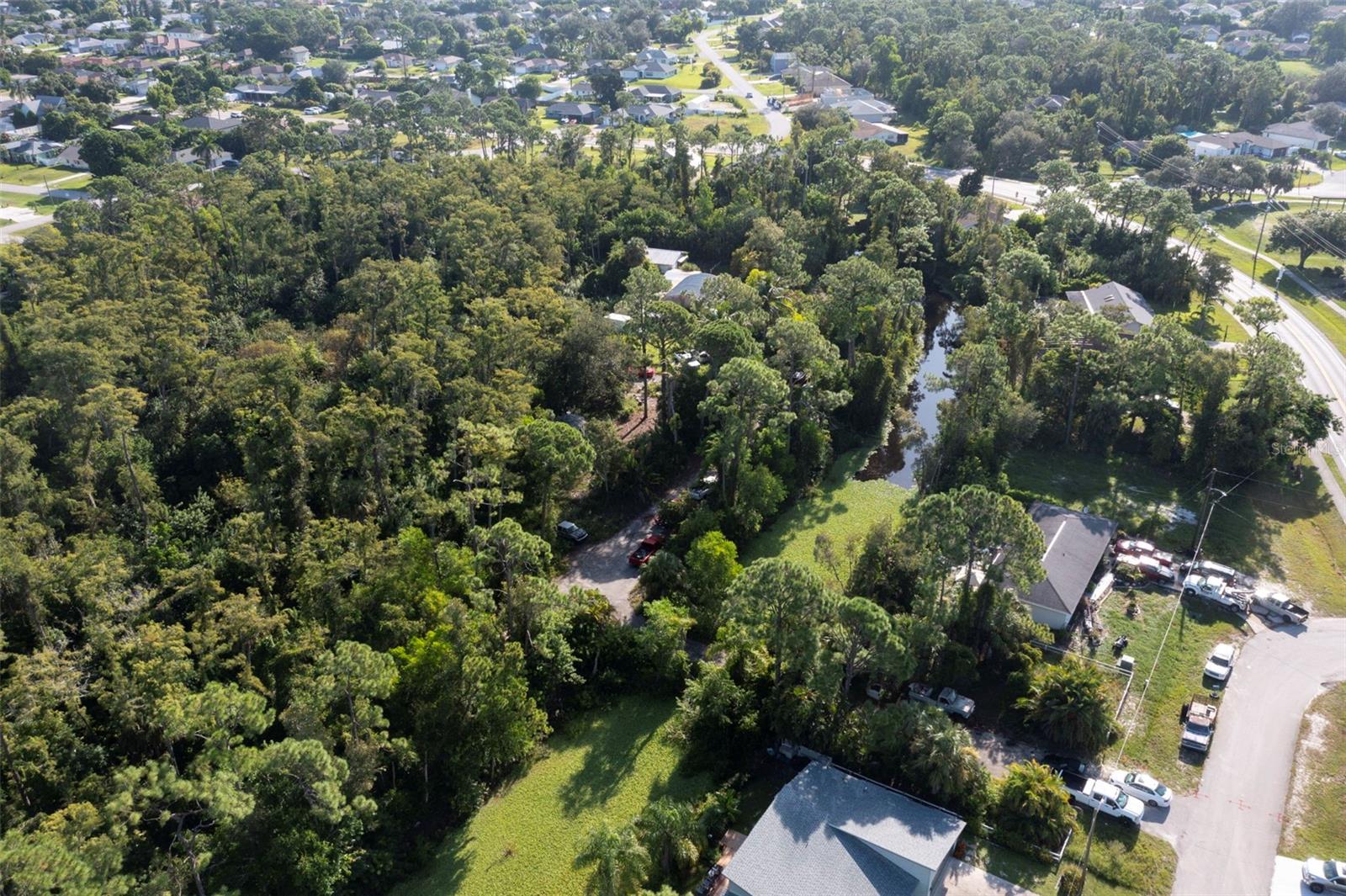 Image 13 of 19 For 8171 8181  8089 Cypress Drive S