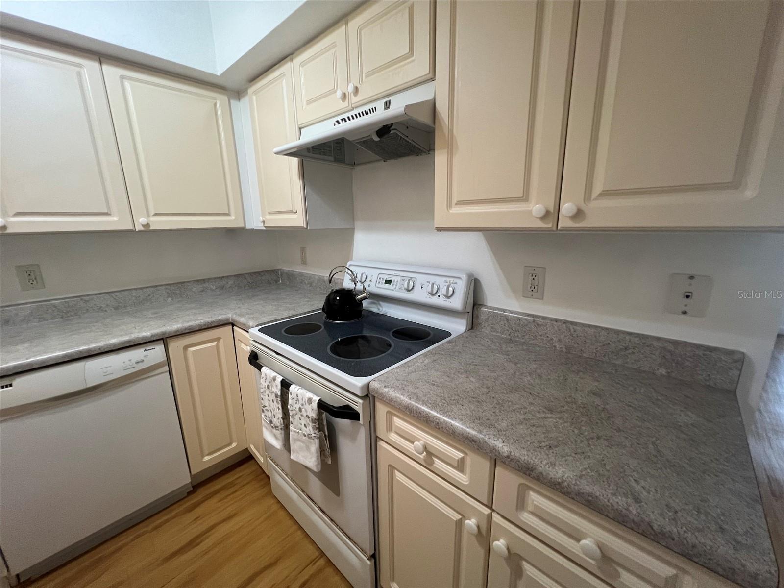 Image 5 of 22 For 22302 Vick Street 209
