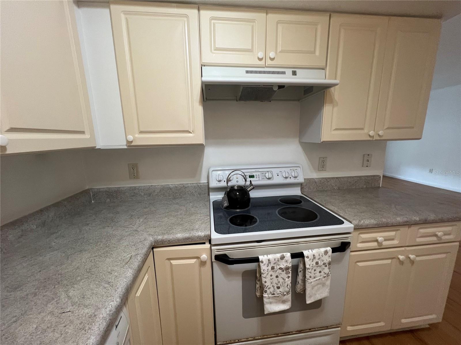 Image 7 of 22 For 22302 Vick Street 209