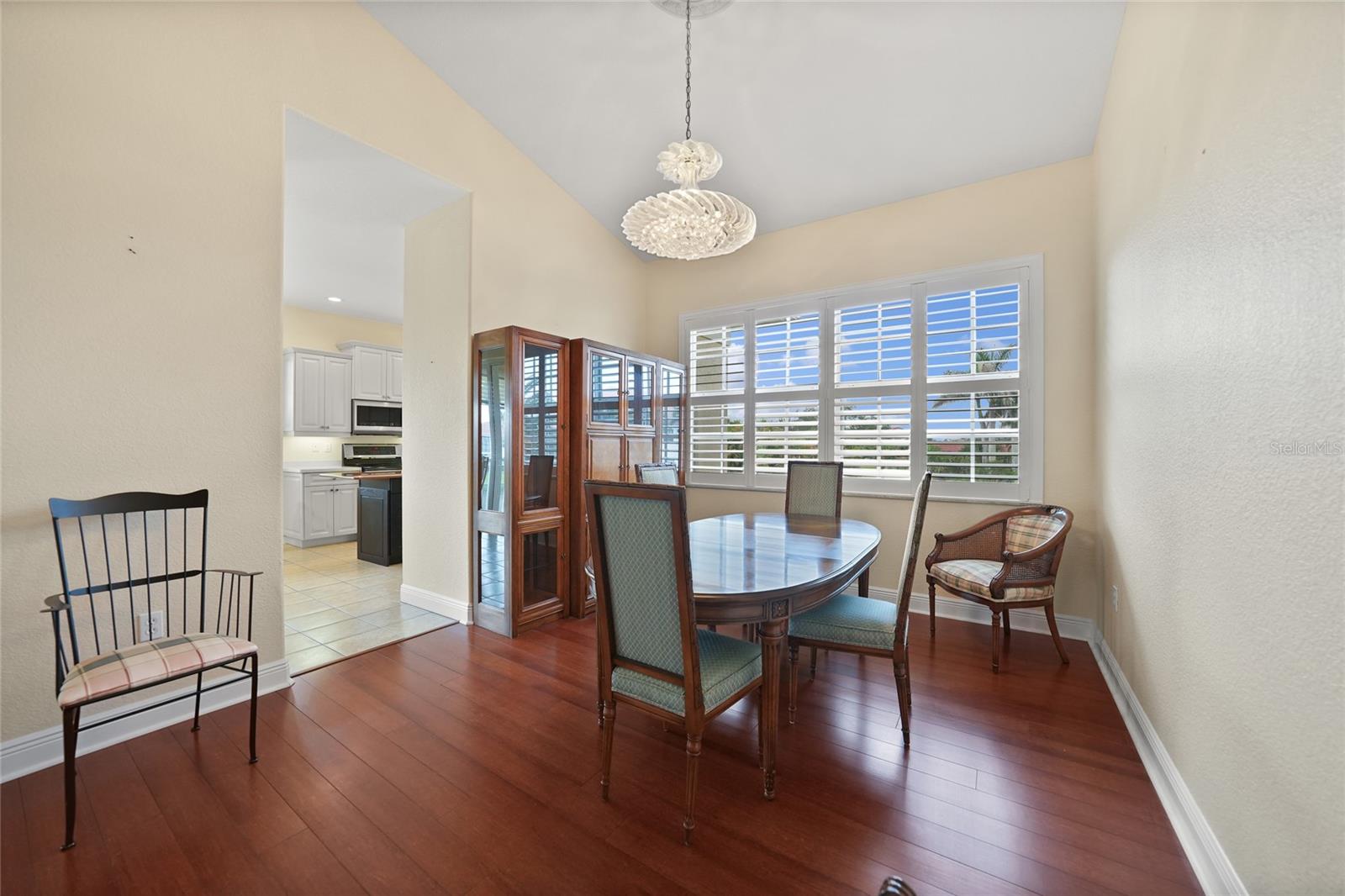 Image 10 of 55 For 2595 Tarpon Cove Drive 1222