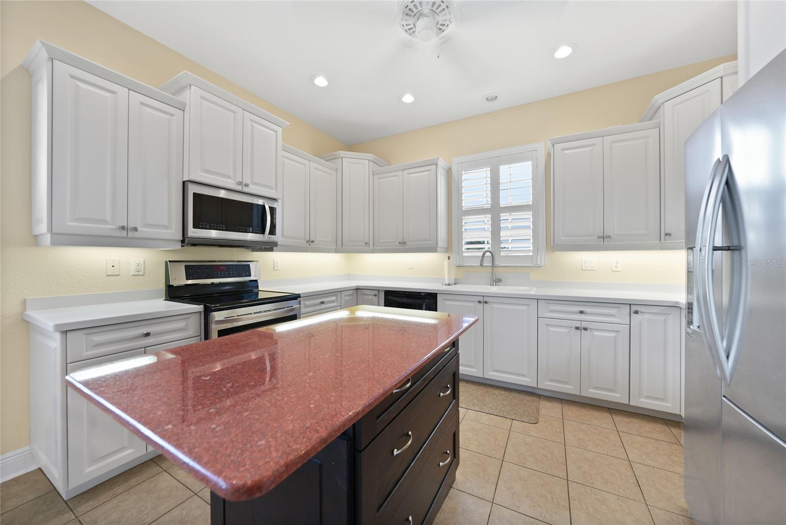 Image 12 of 55 For 2595 Tarpon Cove Drive 1222