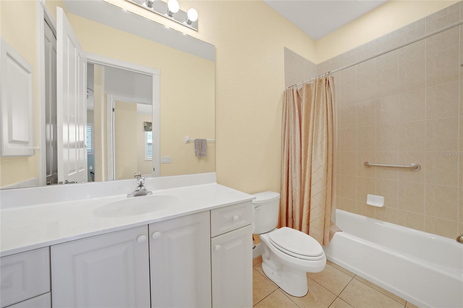 Image 25 of 55 For 2595 Tarpon Cove Drive 1222