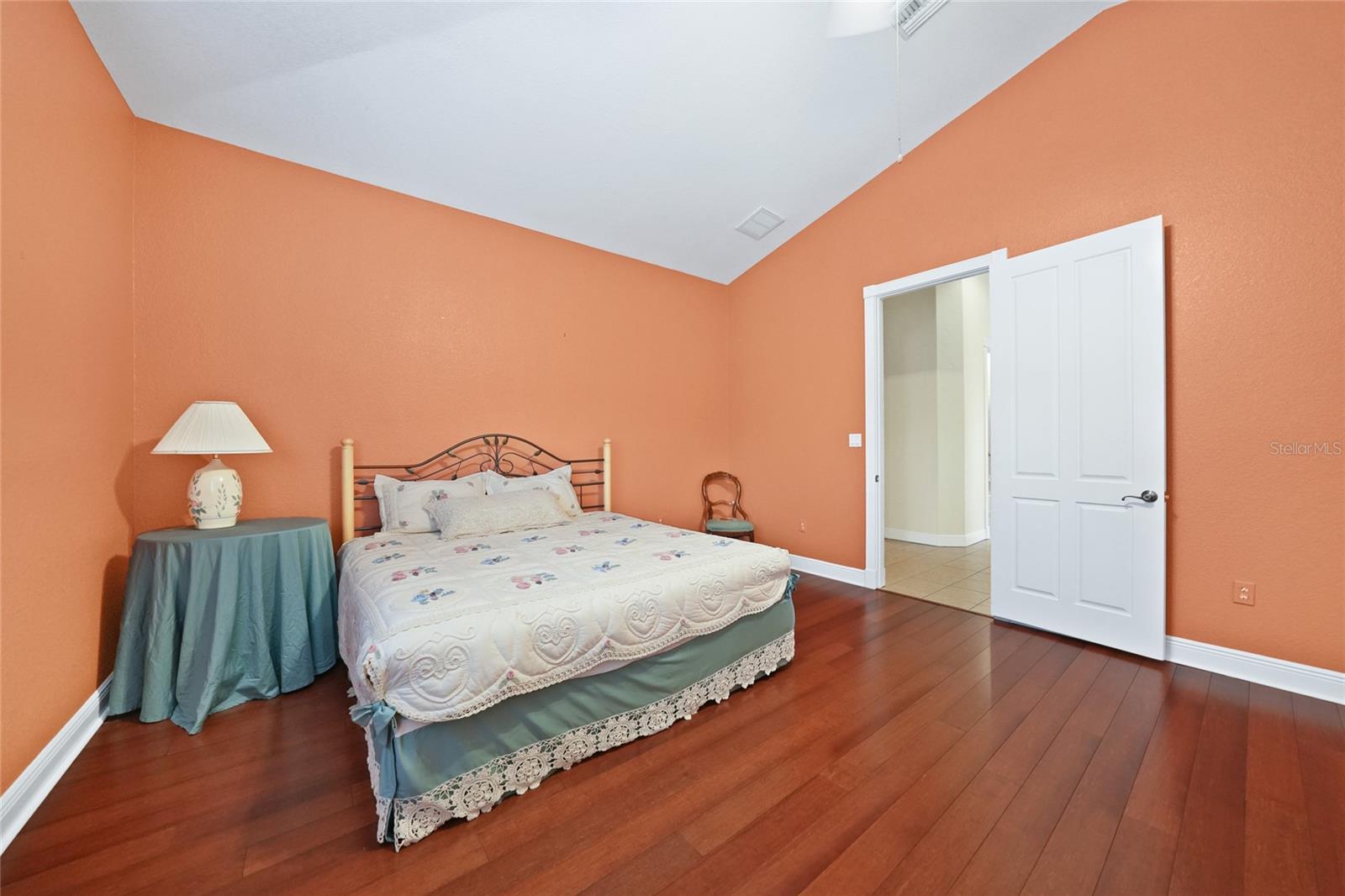 Image 27 of 55 For 2595 Tarpon Cove Drive 1222